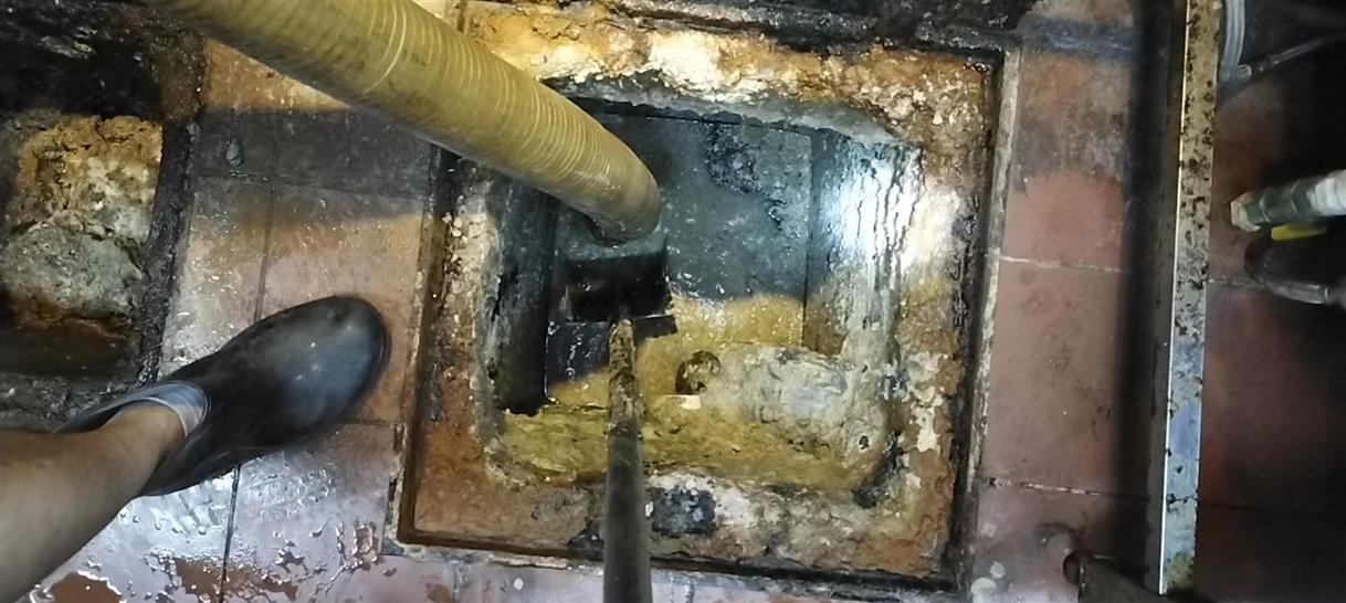 荔浦污水池清理一般都有毒气，怎么预防中毒呢？