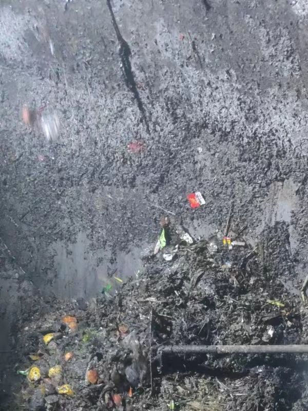 荔浦污水池清理